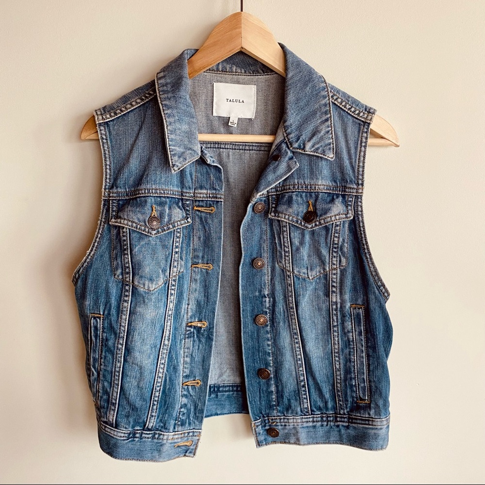 Aritzia Talula jean vest. Size L blue
